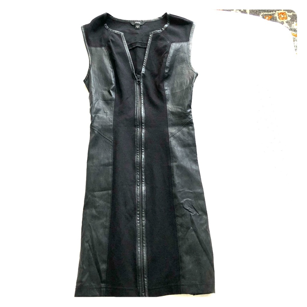 Guess dress XS